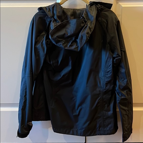 Columbia raincoat - Picture 2 of 4